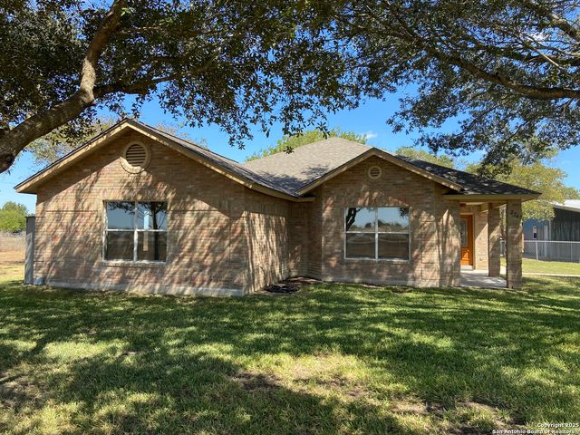 2767 Haeckerville, Cibolo, TX 78108