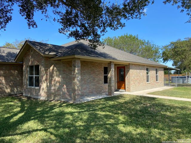 2767 Haeckerville, Cibolo, TX 78108