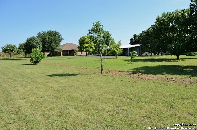 2767 Haeckerville, Cibolo, TX 78108