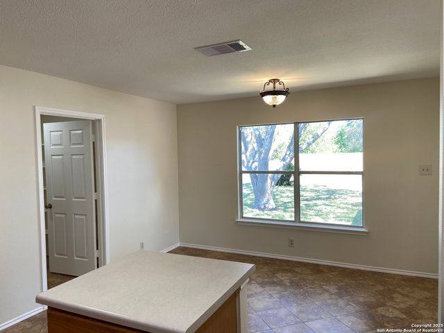 2767 Haeckerville, Cibolo, TX 78108