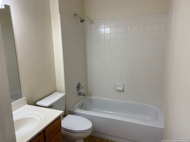 2767 Haeckerville, Cibolo, TX 78108