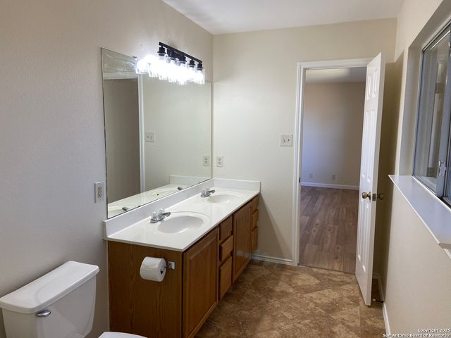 2767 Haeckerville, Cibolo, TX 78108