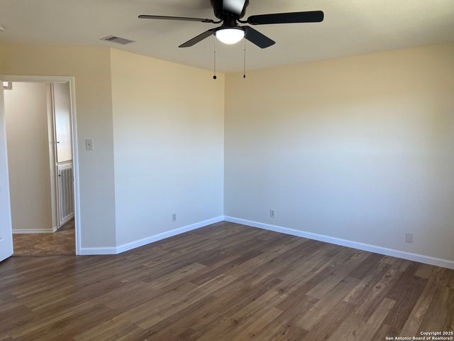 2767 Haeckerville, Cibolo, TX 78108