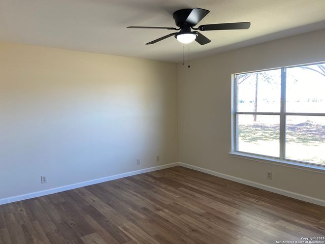 2767 Haeckerville, Cibolo, TX 78108