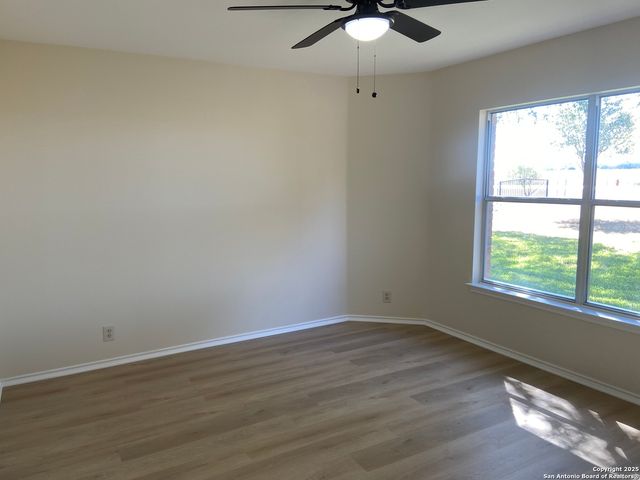 2767 Haeckerville, Cibolo, TX 78108
