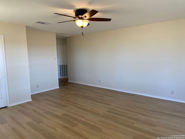 2767 Haeckerville, Cibolo, TX 78108