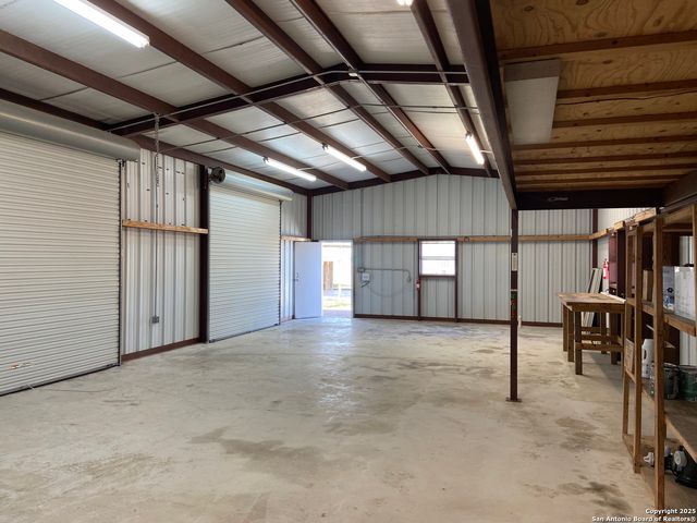2767 Haeckerville, Cibolo, TX 78108