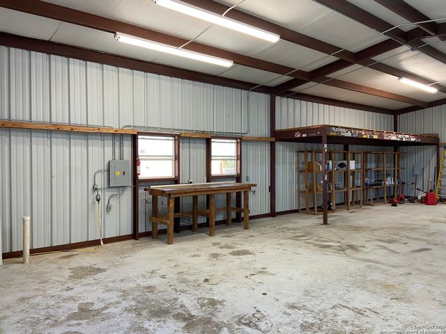 2767 Haeckerville, Cibolo, TX 78108