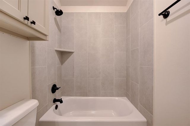 4832 Sundowner Lane, Edmond, OK 73034