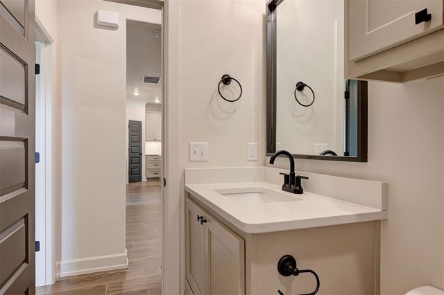 4832 Sundowner Lane, Edmond, OK 73034