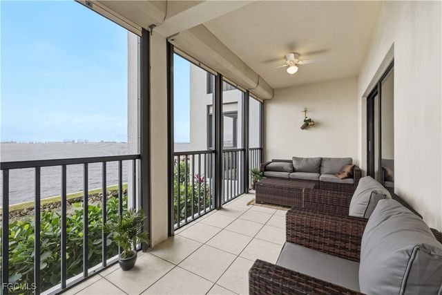 1925 Clifford ST 101, Fort Myers, FL 33901