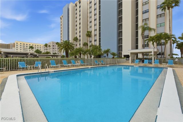 1925 Clifford ST 101, Fort Myers, FL 33901