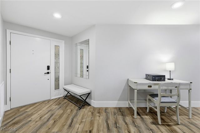 1925 Clifford ST 101, Fort Myers, FL 33901