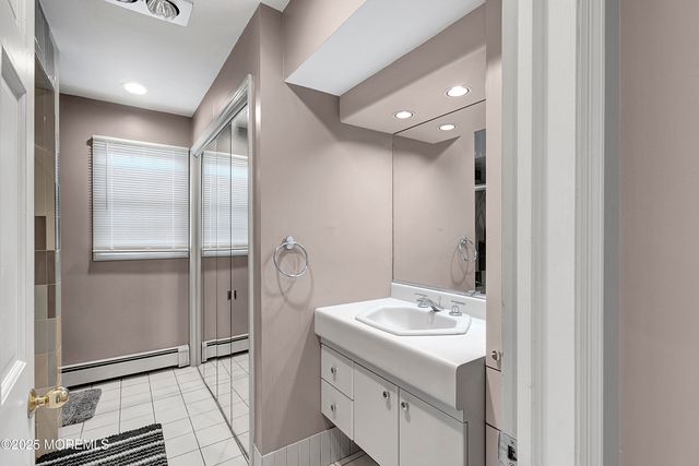 32 Kilfoyle Avenue, Fords, NJ 08863