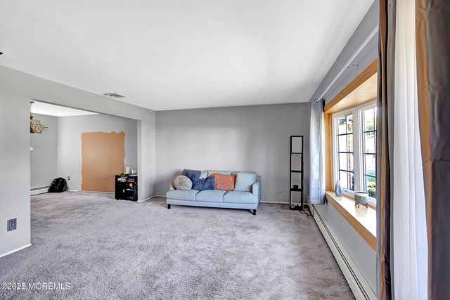 32 Kilfoyle Avenue, Fords, NJ 08863