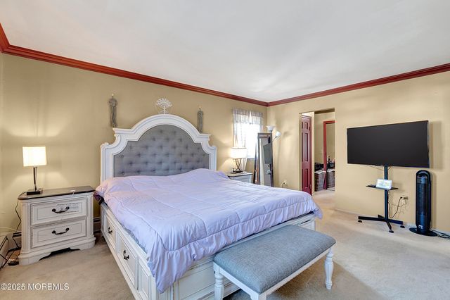 32 Kilfoyle Avenue, Fords, NJ 08863