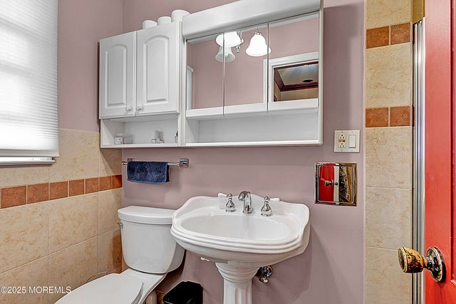 32 Kilfoyle Avenue, Fords, NJ 08863