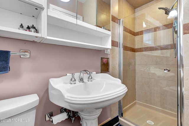 32 Kilfoyle Avenue, Fords, NJ 08863