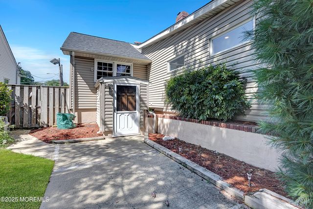 32 Kilfoyle Avenue, Fords, NJ 08863