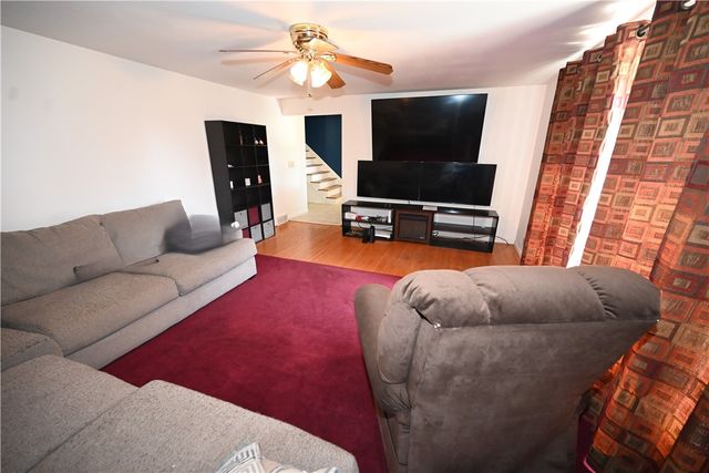 6 Hitree Lane, Chili, NY 14624