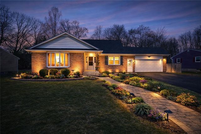 6 Hitree Lane, Chili, NY 14624