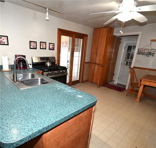 6 Hitree Lane, Chili, NY 14624