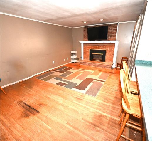 6 Hitree Lane, Chili, NY 14624