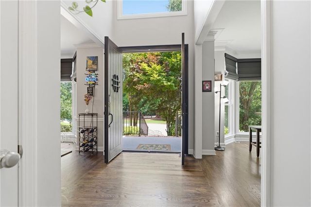 112 Grandcrest Drive, Suwanee, GA 30024