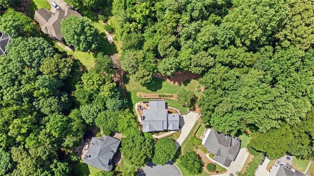 112 Grandcrest Drive, Suwanee, GA 30024