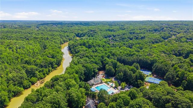 112 Grandcrest Drive, Suwanee, GA 30024