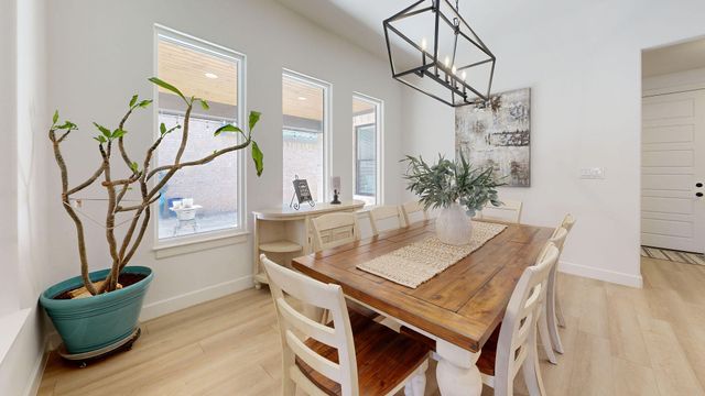 11810 Kenosha Avenue, Lubbock, TX 79423