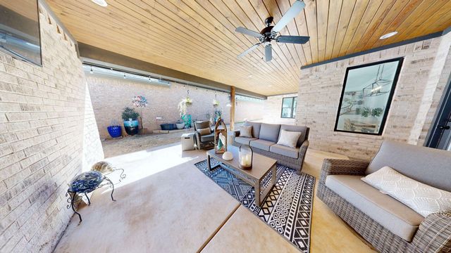 11810 Kenosha Avenue, Lubbock, TX 79423