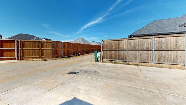 11810 Kenosha Avenue, Lubbock, TX 79423