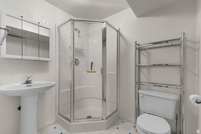 1369 N 2925 W, Layton, UT 84041