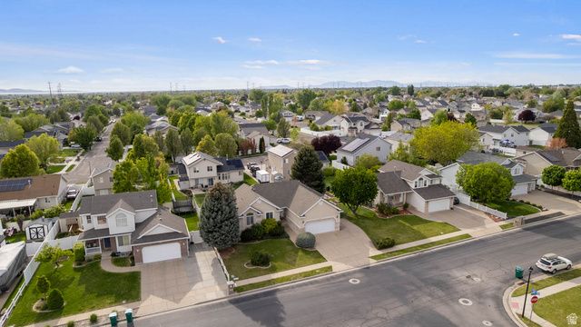 1369 N 2925 W, Layton, UT 84041