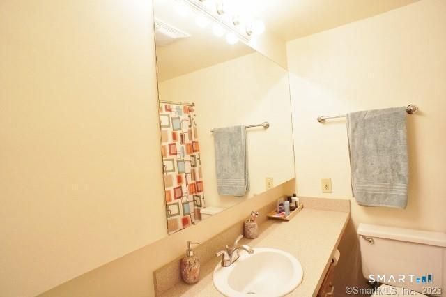 25 Grand Street 140, Norwalk, CT 06851