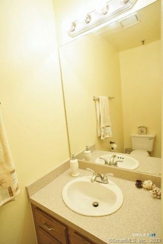 25 Grand Street 140, Norwalk, CT 06851