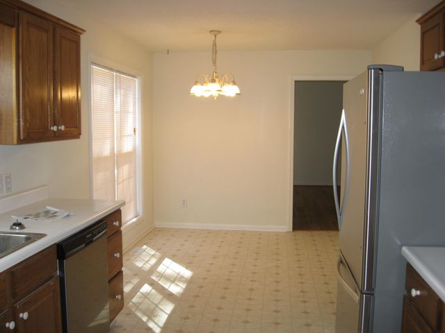 140 Lake View Drive E, Pinehurst, NC 28374