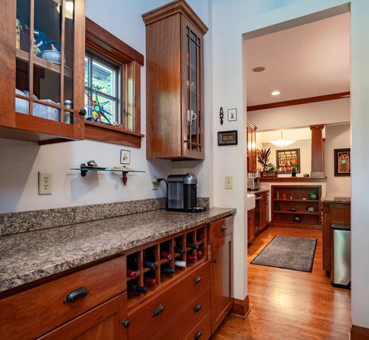 582 Summit Avenue, Saint Paul, MN 55102