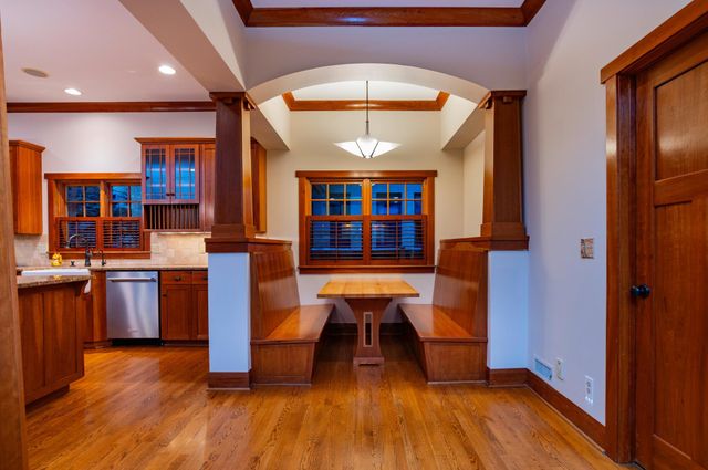 582 Summit Avenue, Saint Paul, MN 55102