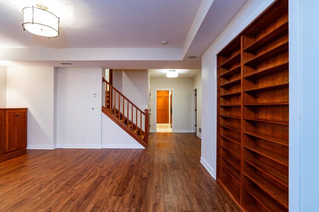 582 Summit Avenue, Saint Paul, MN 55102