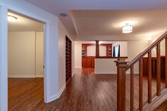 582 Summit Avenue, Saint Paul, MN 55102