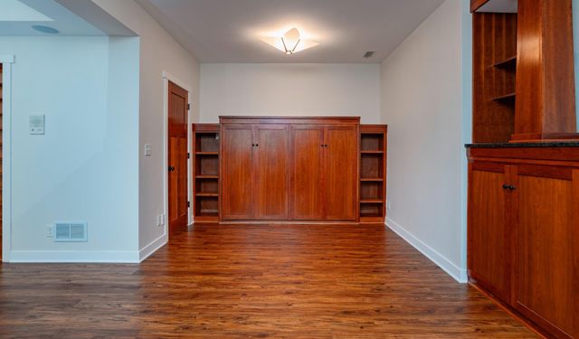 582 Summit Avenue, Saint Paul, MN 55102