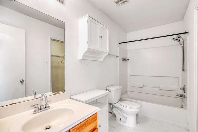 19039 Remington Park Drive, Houston, TX 77073
