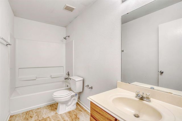 19039 Remington Park Drive, Houston, TX 77073
