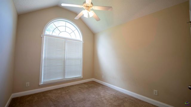 311 Sugarloaf Parkway, Perry, GA 31069