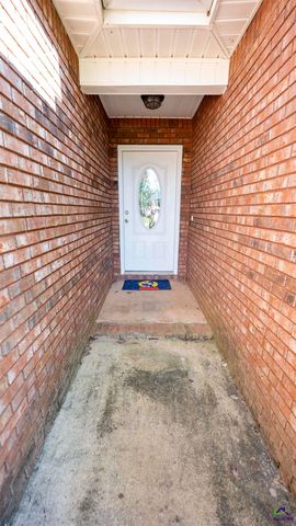 311 Sugarloaf Parkway, Perry, GA 31069