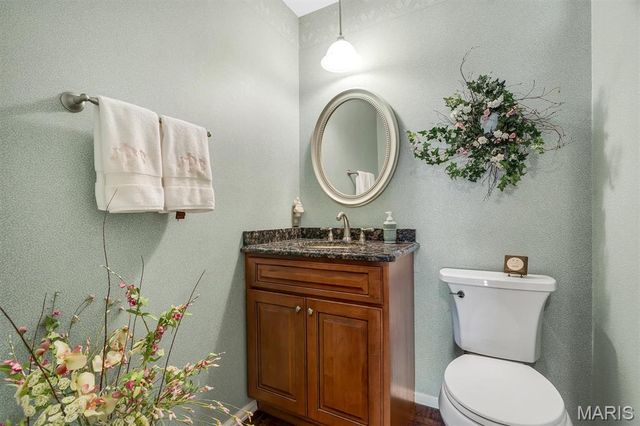 231 Pennington Lane, Clarkson Valley, MO 63005