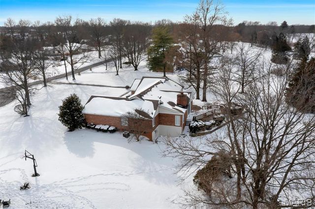 231 Pennington Lane, Clarkson Valley, MO 63005