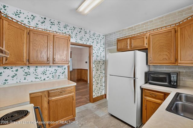 316 Smith Avenue, Lansing, MI 48910